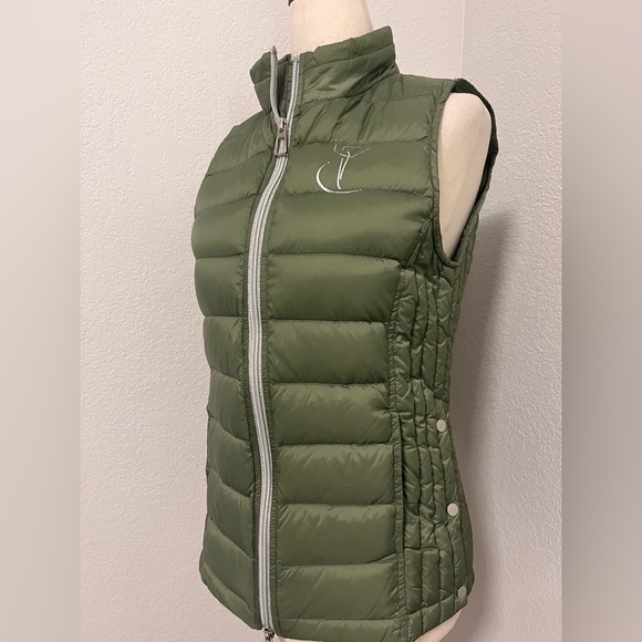 YAGP Down Vest with attached Storage Bag - Picture 2 of 7